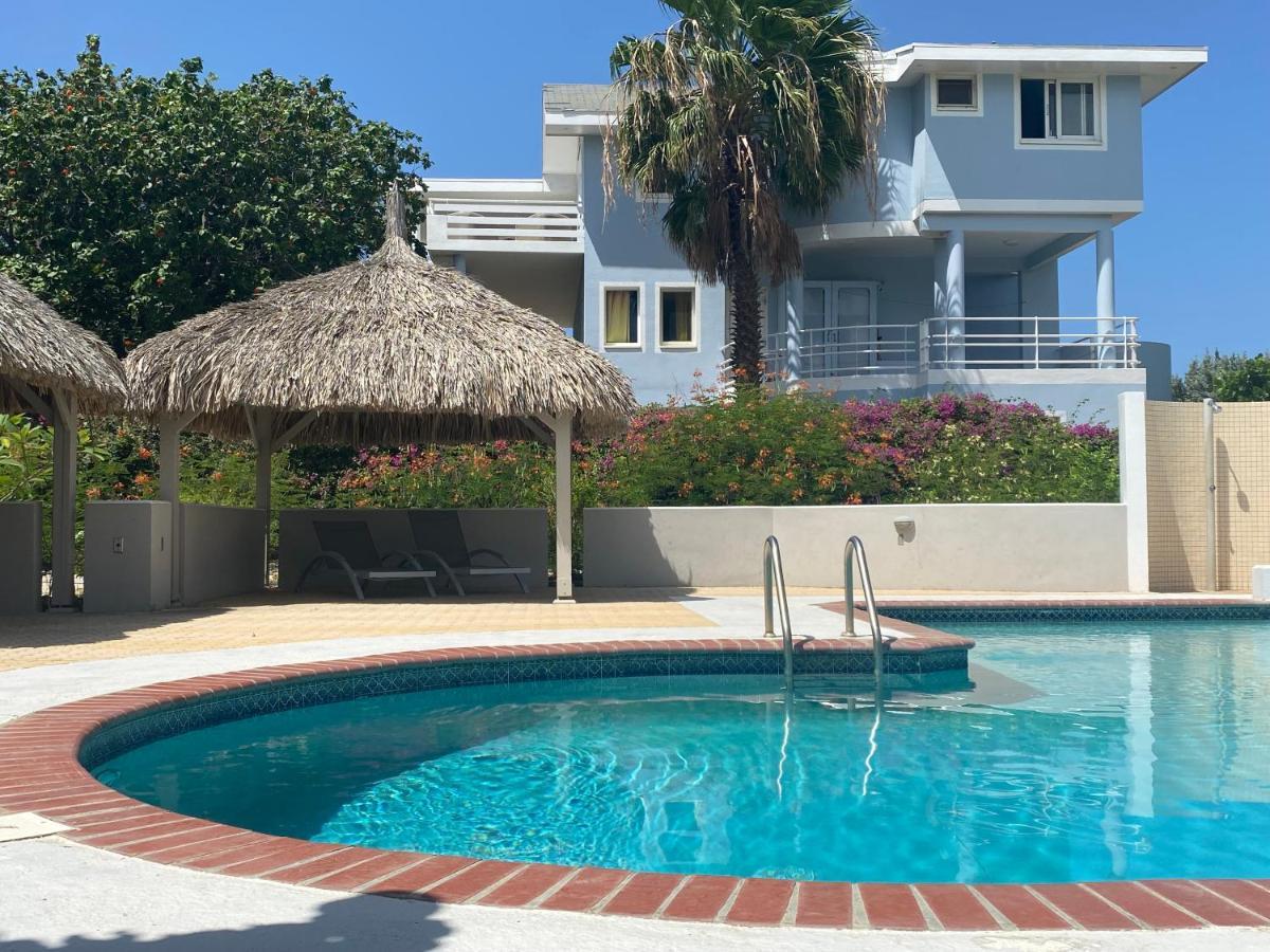 Villa At Secured Gated Resort Near Mambo Beach! 威廉斯塔德 外观 照片