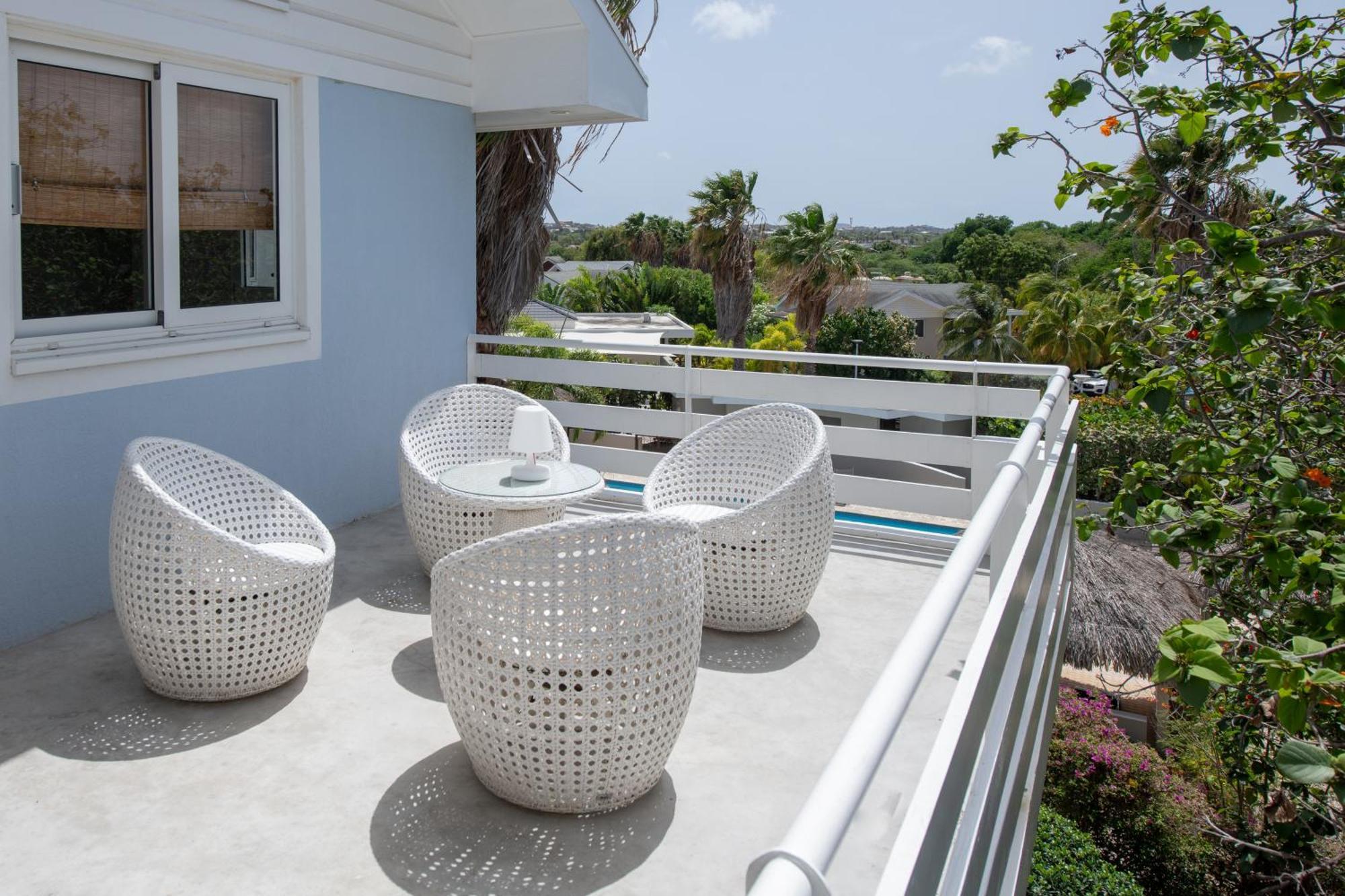 Villa At Secured Gated Resort Near Mambo Beach! 威廉斯塔德 外观 照片