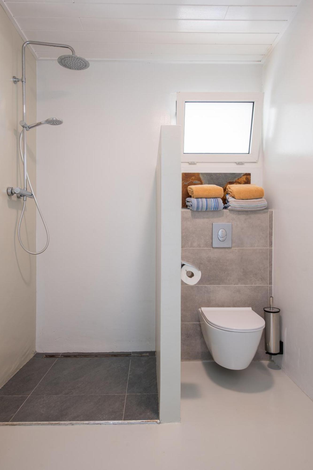 Villa At Secured Gated Resort Near Mambo Beach! 威廉斯塔德 外观 照片