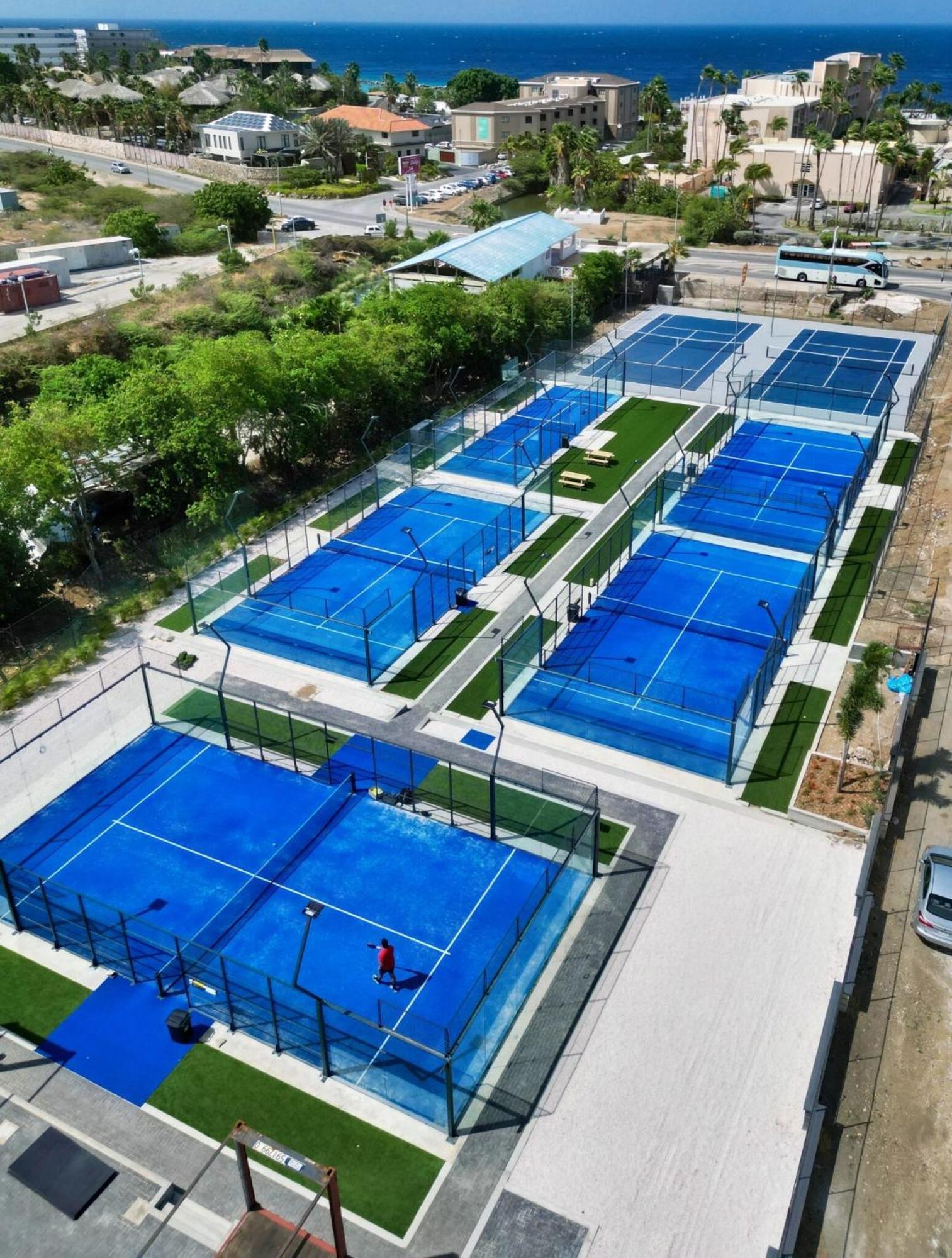 Villa At Secured Gated Resort Near Mambo Beach! 威廉斯塔德 外观 照片
